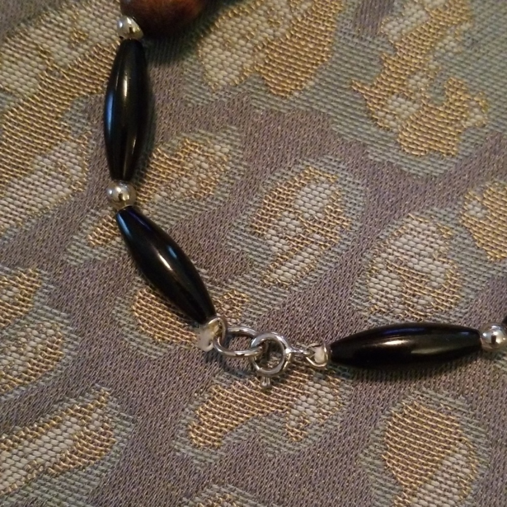 2/$25 16" necklace - Picture 2 of 3